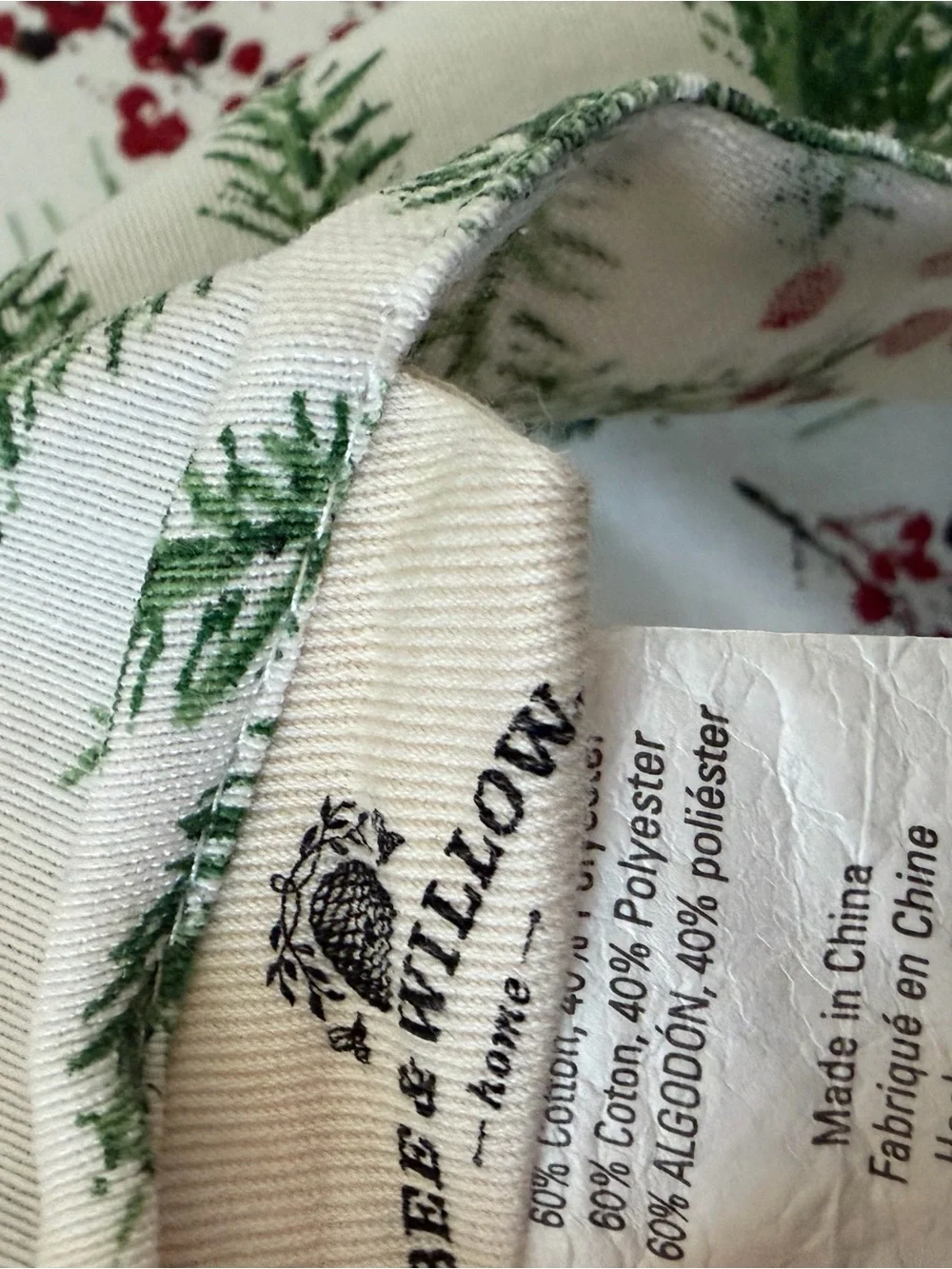 Holiday Pine & Berry Print placemat - White/Green/Red bundle